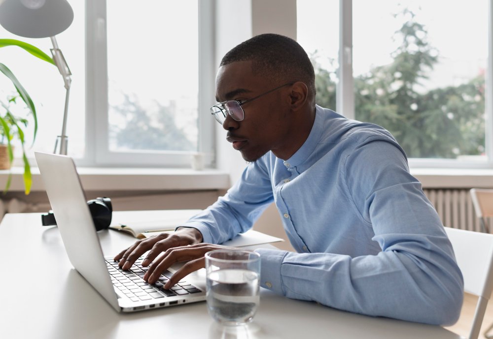 Can Web Design Be a Side Hustle in Kenya?